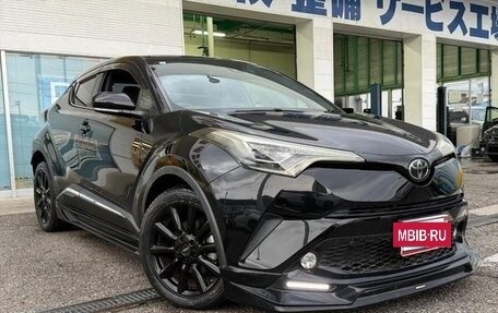 Toyota C-HR I рестайлинг, 2017 год, 1 720 000 рублей, 2 фотография