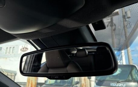 Toyota C-HR I рестайлинг, 2017 год, 1 720 000 рублей, 34 фотография