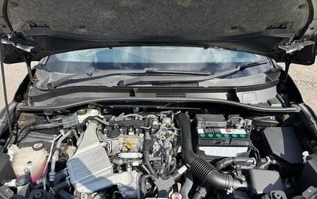 Toyota C-HR I рестайлинг, 2017 год, 1 720 000 рублей, 33 фотография