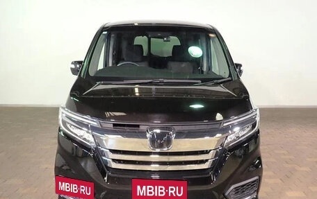 Honda Stepwgn, 2022 год, 2 005 000 рублей, 2 фотография