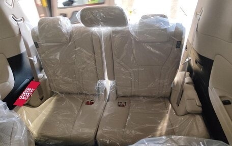 Lexus LM, 2025 год, 18 990 000 рублей, 16 фотография