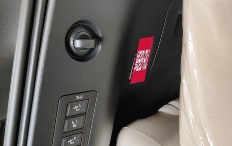 Lexus LM, 2025 год, 18 990 000 рублей, 21 фотография