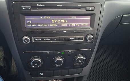 Skoda Yeti I рестайлинг, 2010 год, 700 000 рублей, 11 фотография