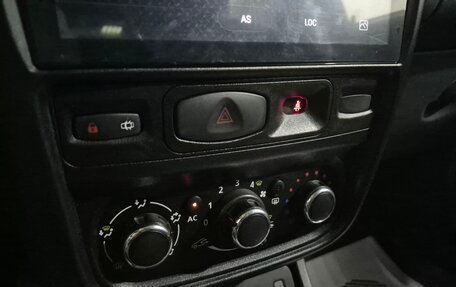 Renault Duster I рестайлинг, 2014 год, 820 000 рублей, 18 фотография