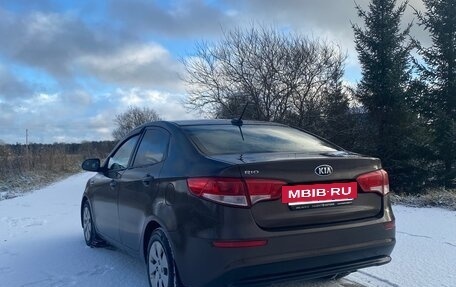 KIA Rio III рестайлинг, 2017 год, 980 000 рублей, 4 фотография