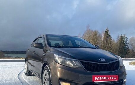 KIA Rio III рестайлинг, 2017 год, 980 000 рублей, 2 фотография