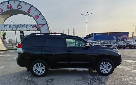 Toyota Land Cruiser Prado 150 рестайлинг 2, 2013 год, 3 099 000 рублей, 8 фотография