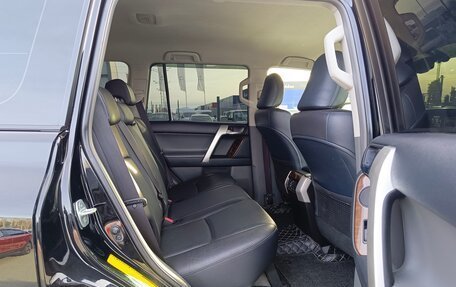 Toyota Land Cruiser Prado 150 рестайлинг 2, 2013 год, 3 099 000 рублей, 17 фотография