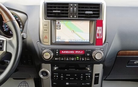 Toyota Land Cruiser Prado 150 рестайлинг 2, 2013 год, 3 099 000 рублей, 23 фотография