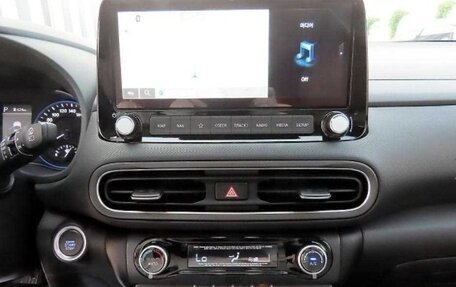 Hyundai Kona I, 2021 год, 2 143 000 рублей, 13 фотография