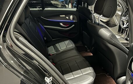 Mercedes-Benz E-Класс, 2019 год, 4 499 000 рублей, 7 фотография