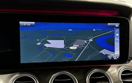 Mercedes-Benz E-Класс, 2019 год, 4 499 000 рублей, 13 фотография