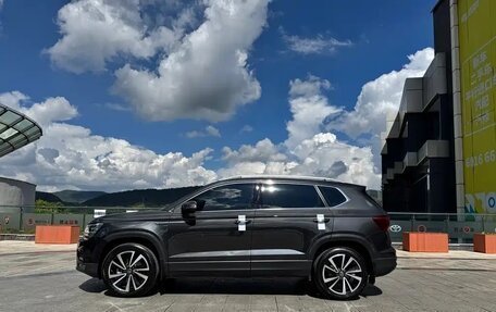 Volkswagen Tharu, 2022 год, 2 040 100 рублей, 3 фотография