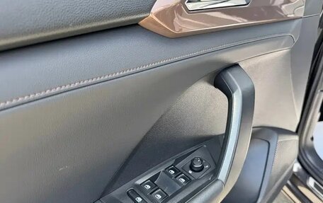 Volkswagen Tharu, 2022 год, 2 040 100 рублей, 15 фотография