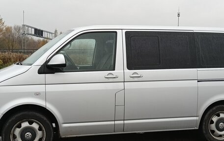 Volkswagen Multivan T5, 2013 год, 2 499 000 рублей, 2 фотография
