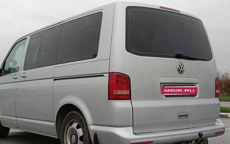Volkswagen Multivan T5, 2013 год, 2 499 000 рублей, 4 фотография