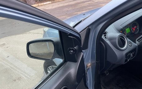 Ford Fiesta, 2007 год, 335 000 рублей, 17 фотография