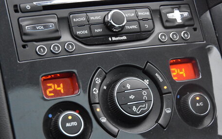 Peugeot 3008 I рестайлинг, 2016 год, 1 350 000 рублей, 26 фотография