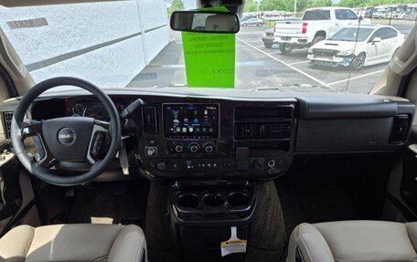 Chevrolet Express II, 2025 год, 18 659 946 рублей, 4 фотография