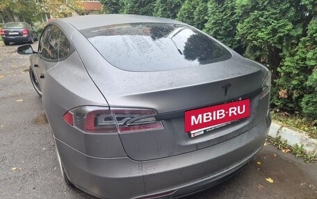 Tesla Model S I, 2012 год, 2 100 000 рублей, 2 фотография