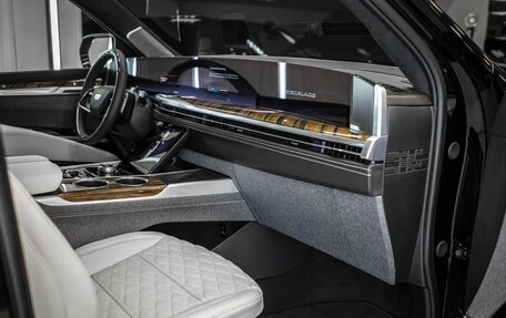 Cadillac Escalade V, 2025 год, 23 655 000 рублей, 21 фотография