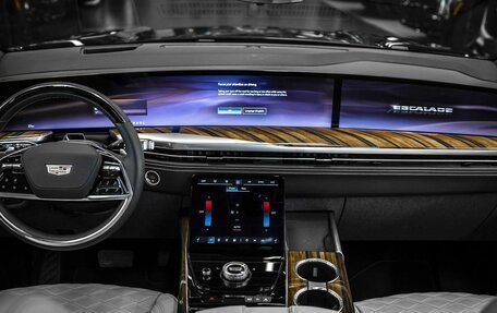 Cadillac Escalade V, 2025 год, 23 655 000 рублей, 27 фотография