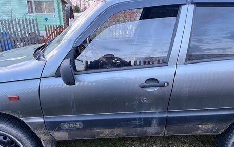 Chevrolet Niva I рестайлинг, 2005 год, 250 000 рублей, 7 фотография