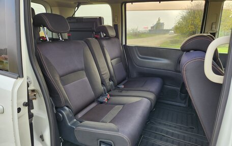 Nissan Serena III, 2006 год, 915 000 рублей, 15 фотография