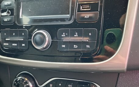 Renault Sandero II рестайлинг, 2018 год, 887 000 рублей, 5 фотография