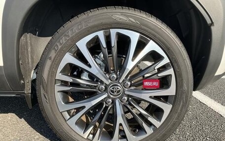 Toyota Yaris Cross, 2022 год, 1 560 001 рублей, 9 фотография