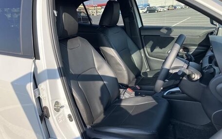 Toyota Yaris Cross, 2022 год, 1 560 001 рублей, 15 фотография