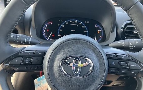 Toyota Yaris Cross, 2022 год, 1 560 001 рублей, 13 фотография