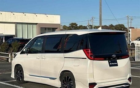 Toyota Noah III, 2021 год, 2 180 001 рублей, 7 фотография