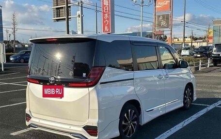 Toyota Noah III, 2021 год, 2 180 001 рублей, 5 фотография