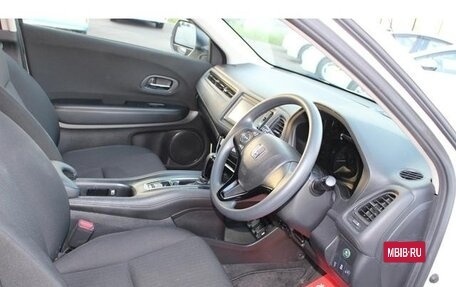 Honda Vezel, 2022 год, 1 200 999 рублей, 13 фотография