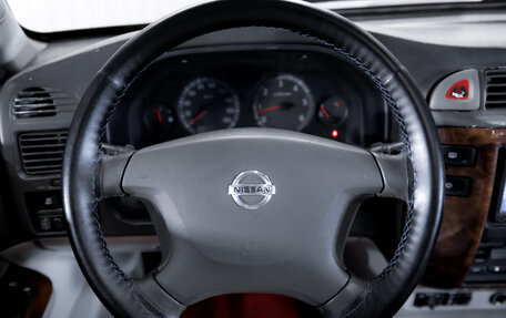 Nissan Patrol, 2003 год, 1 049 000 рублей, 17 фотография