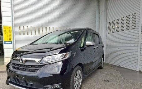 Honda Freed II, 2022 год, 1 728 000 рублей, 2 фотография