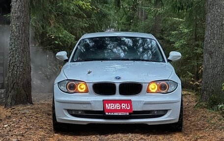 BMW 1 серия, 2011 год, 745 500 рублей, 2 фотография