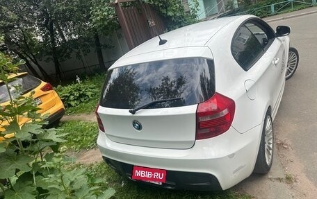 BMW 1 серия, 2011 год, 745 500 рублей, 11 фотография
