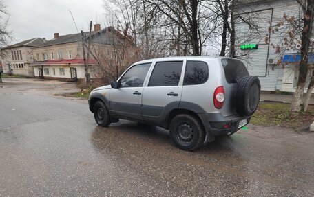 Chevrolet Niva I рестайлинг, 2009 год, 250 000 рублей, 2 фотография