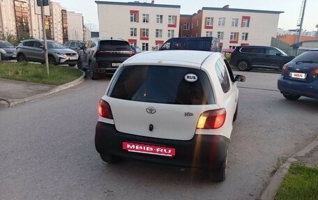 Toyota Vitz, 1999 год, 320 000 рублей, 2 фотография