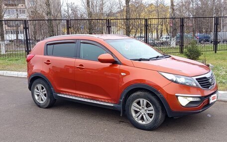 KIA Sportage III, 2011 год, 1 000 000 рублей, 2 фотография