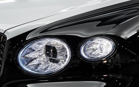 Bentley Bentayga I, 2023 год, 293 575 рублей, 10 фотография