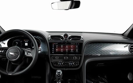 Bentley Bentayga I, 2023 год, 293 575 рублей, 23 фотография