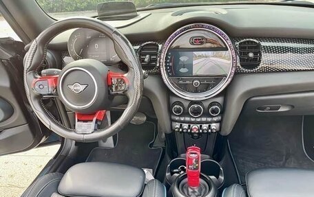 MINI Cabrio, 2022 год, 2 100 000 рублей, 18 фотография