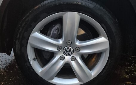 Volkswagen Touareg III, 2012 год, 2 400 000 рублей, 15 фотография