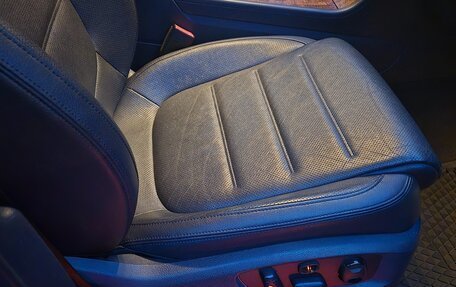 Volkswagen Touareg III, 2012 год, 2 400 000 рублей, 28 фотография