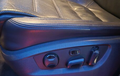 Volkswagen Touareg III, 2012 год, 2 400 000 рублей, 35 фотография