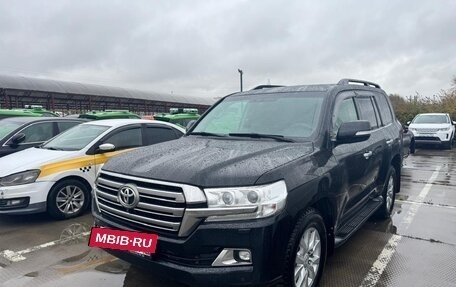 Toyota Land Cruiser 200, 2020 год, 6 500 000 рублей, 9 фотография