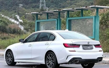 BMW 3 серия, 2022 год, 2 600 000 рублей, 6 фотография